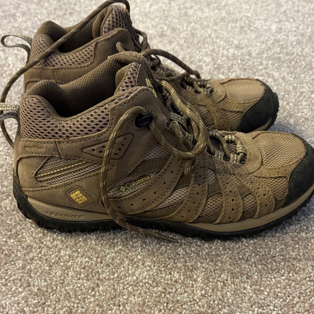 Columbia Tan Outdoor Trail Shoes